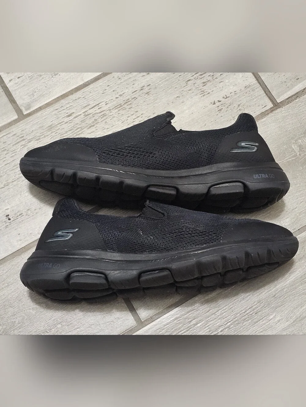 Skechers Black Mesh Slip-On Casual Walking Loafers Size 12